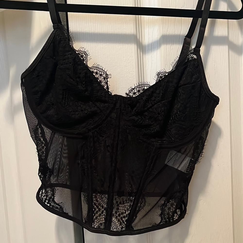 Black lace corset bustier